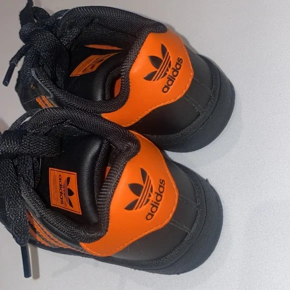 Adidas Sneakers Shoes Orange Black Traditional 3 Stripe Youth 8 size 8K - Picture 6 of 9